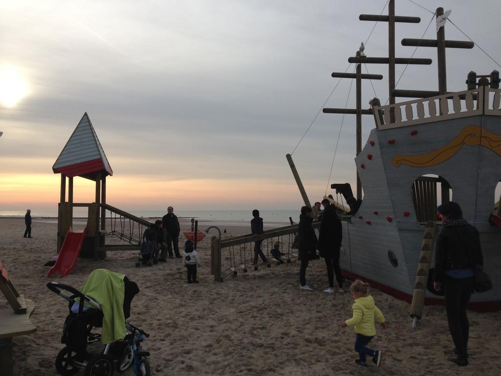 Studio Zeezicht Oostende Bagian luar foto